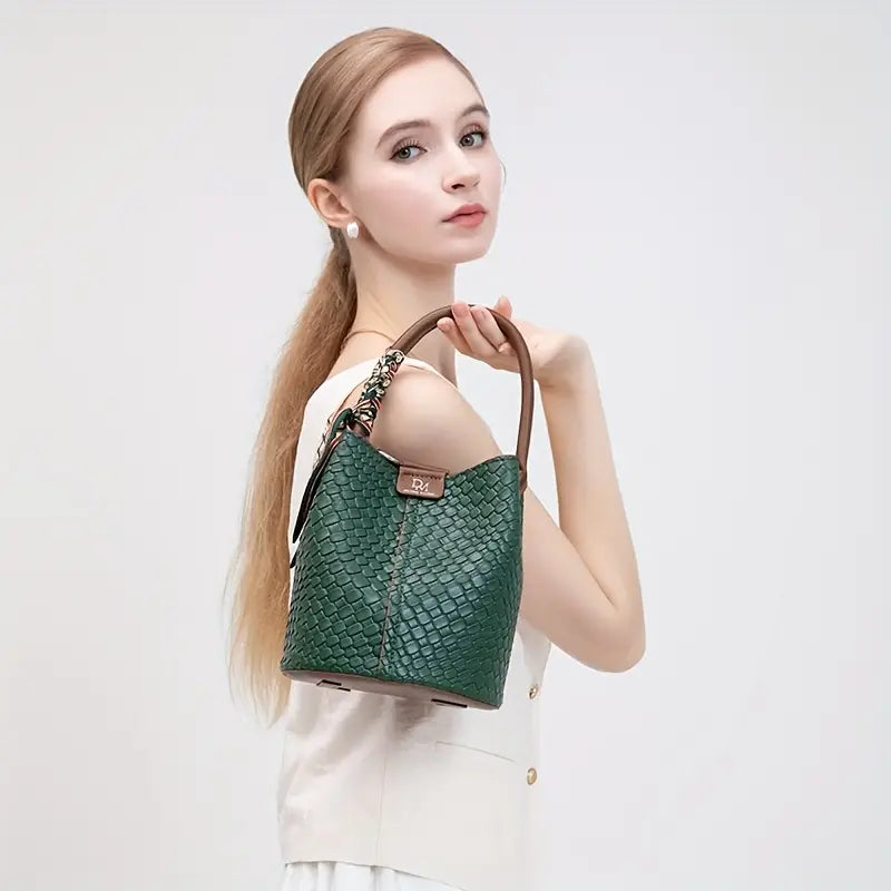Solenne Stylish Everyday Women’s Bucket Bag